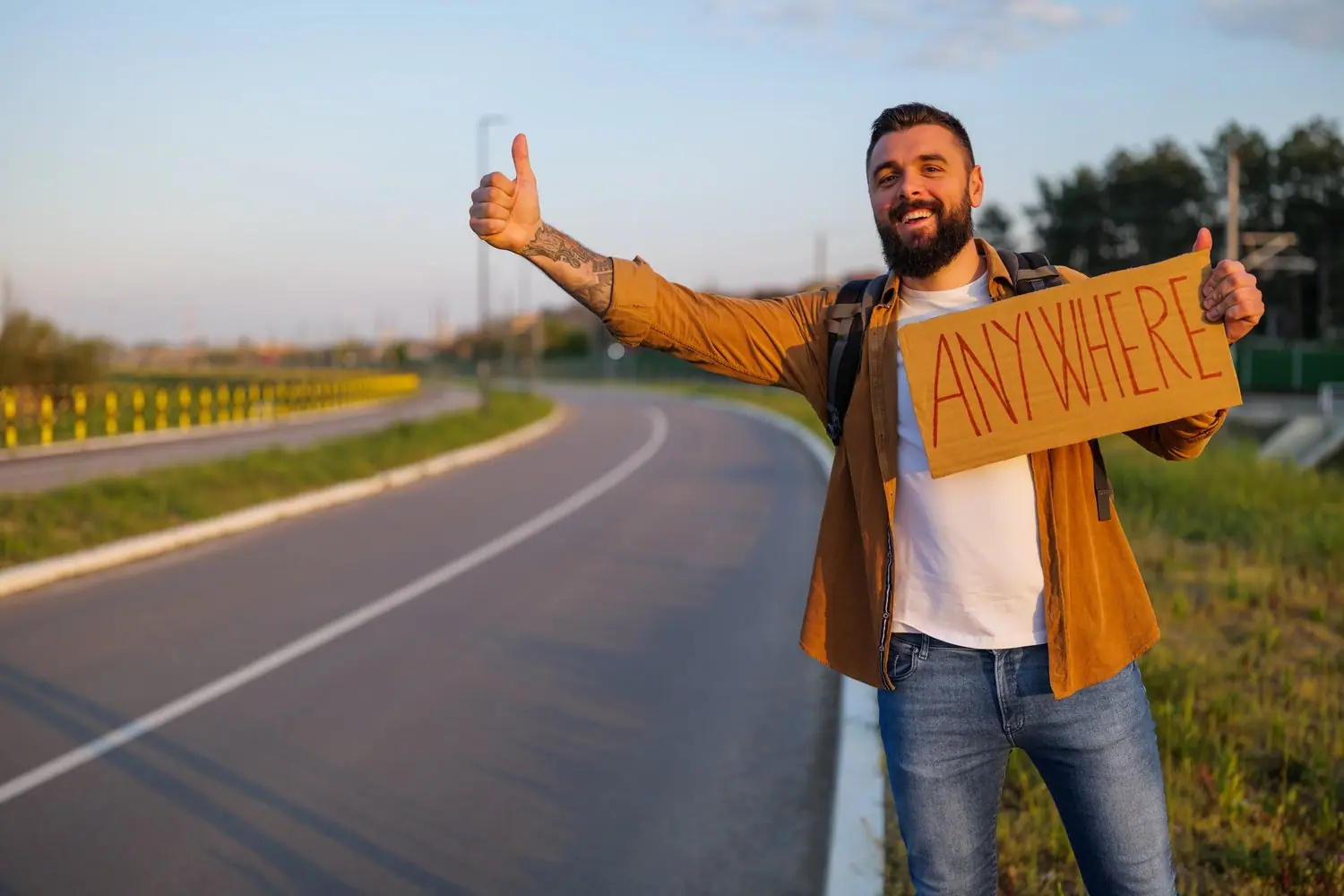 Ekonomiczne podróżowanie autostopem - bezpieczeństwo i praktyczne porady