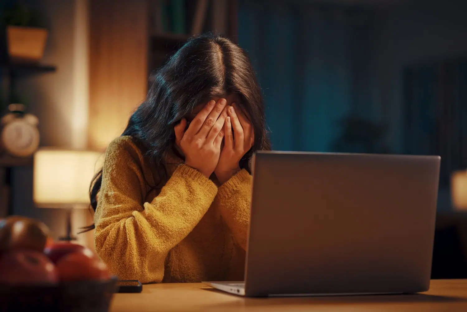 Bezpieczeństwo dzieci w internecie - praktyczny poradnik dla nauczycieli